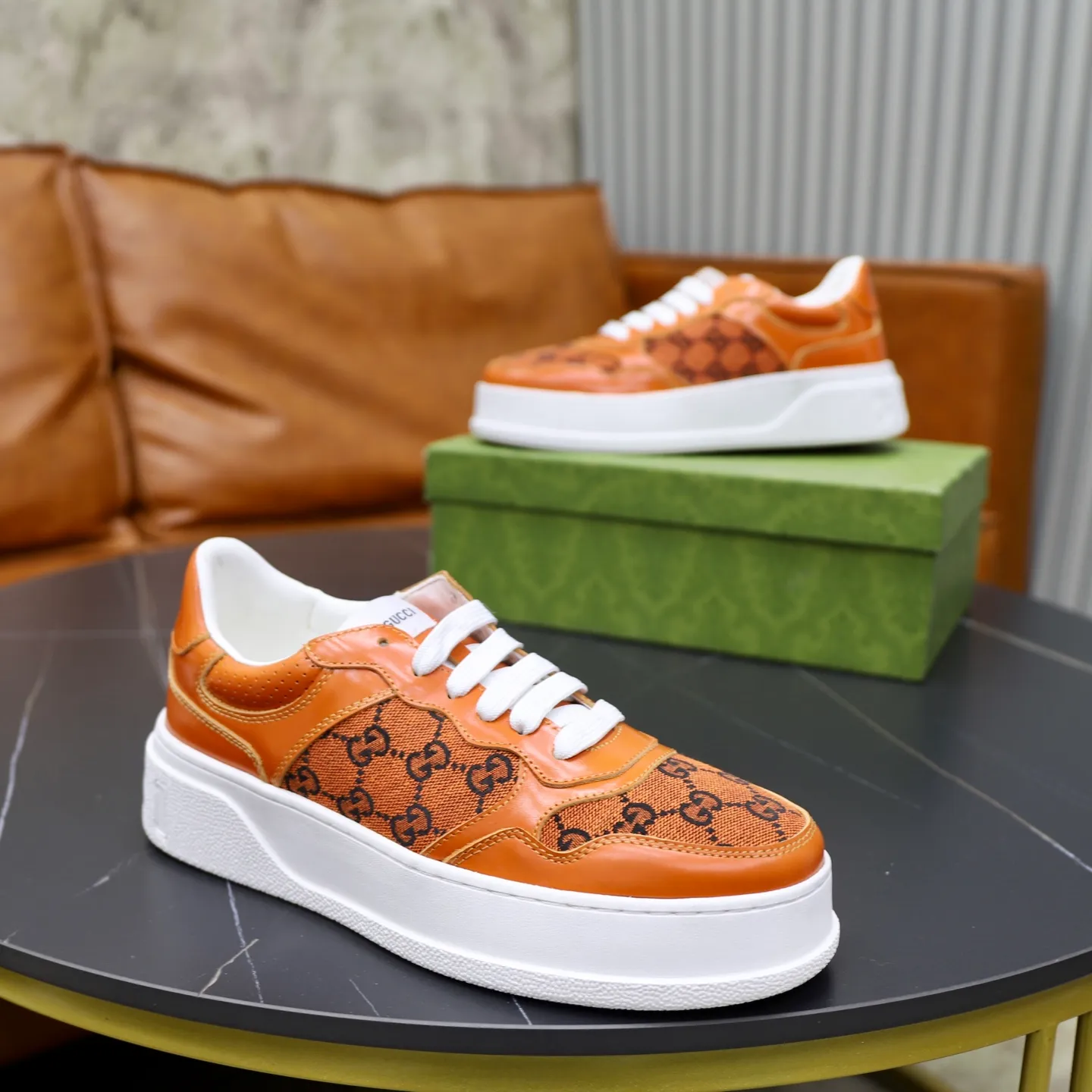 Men's shoes: 400💰🙅‍♂️🙅‍♂️🙅‍♂️ Brand: GUCCI Standard code: 38-44 (45 customized) Grade: Same as the official website Material: Original leather splicing brand cloth Comfortable and breathable sheepskin lining Lightweight wear-resistant outsole Style category: Men's fashion casual shoes Sports shoes Distinguished luxury brand elements Top luxury Color: actual picture color